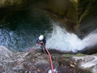  Abseiling in the canyons 